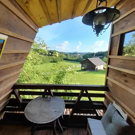 Glamping Pod Hrastom Luxury tent Dramlje